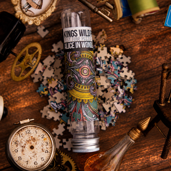 ALICE IN WONDERLAND TEST TUBE PUZZLE